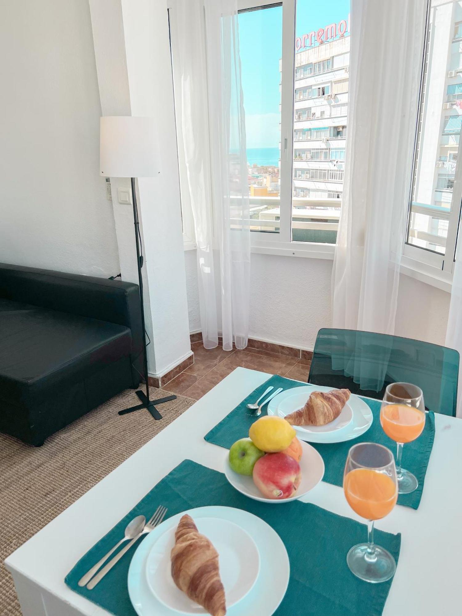 Cozy & Bright Flat Torremolinos Centre Leilighet Eksteriør bilde